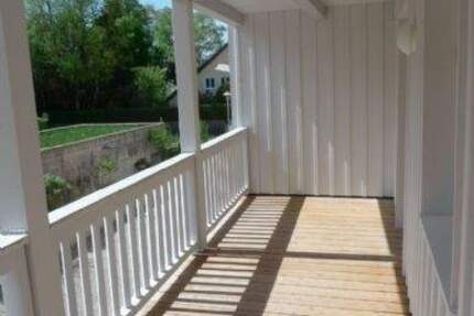 Neuwertige, moderne Wohnung mit Einbauküche und geräumiger Loggia 2 zimmer