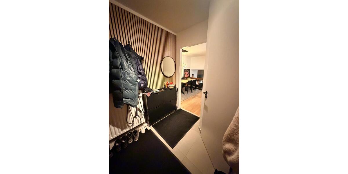 Reihenhaus München Bogenhausen - 7 Zimmer, 130 m&sup2;, 3.690&euro; | Angebot:25844361