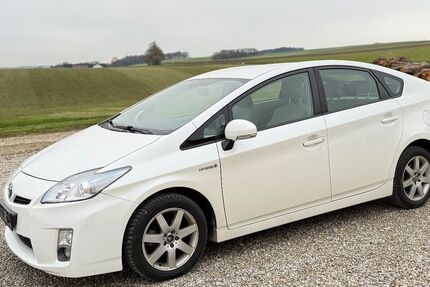 Toyota Prius 309.000 km 5.900 € München 80639