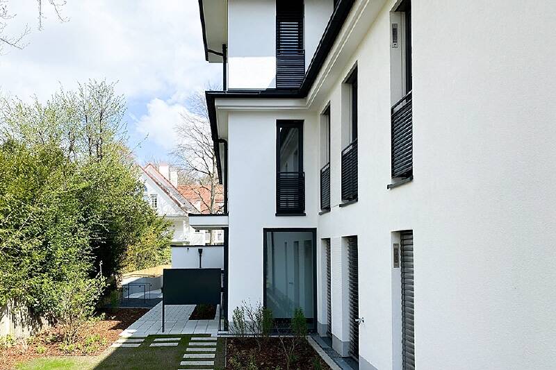 Etagenwohnung München Thalk.Obersendl.-Forsten-Fürstenr.-Solln - 3 Zimmer, 92 m&sup2;, 2.430&euro; | Angebot:25957261