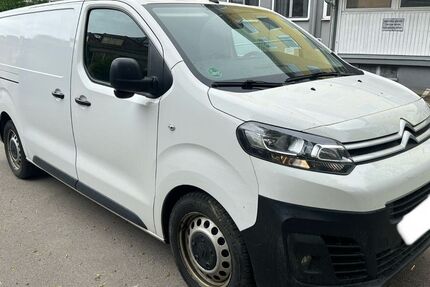 Citroen Jumpy 181.000 km 10.490 &euro; München 80939