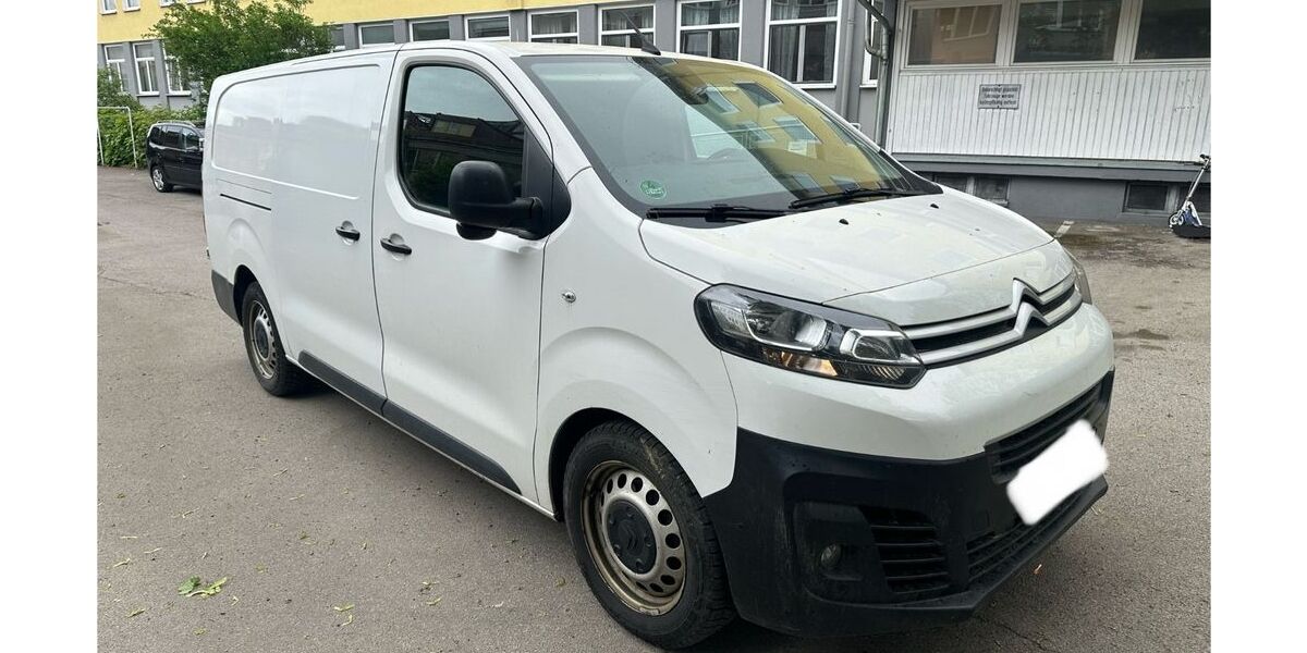 Citroen Jumpy 181.000 km 10.490 &euro; München 80939