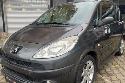 Peugeot 1007 168.900 km 1.990 &euro; münchen 81671