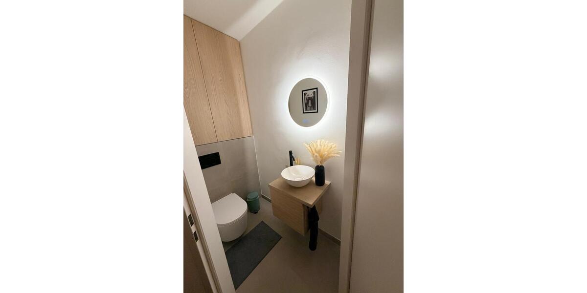 Reihenhaus München Bogenhausen - 7 Zimmer, 130 m&sup2;, 3.690&euro; | Angebot:25844361