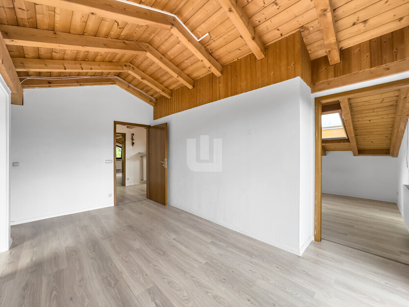 WINDISCH IMMOBILIEN – Gewerbeimmobilie mit vier Büros und einer Wohnung - ideal für den Mittelstand 10.5 zimmer