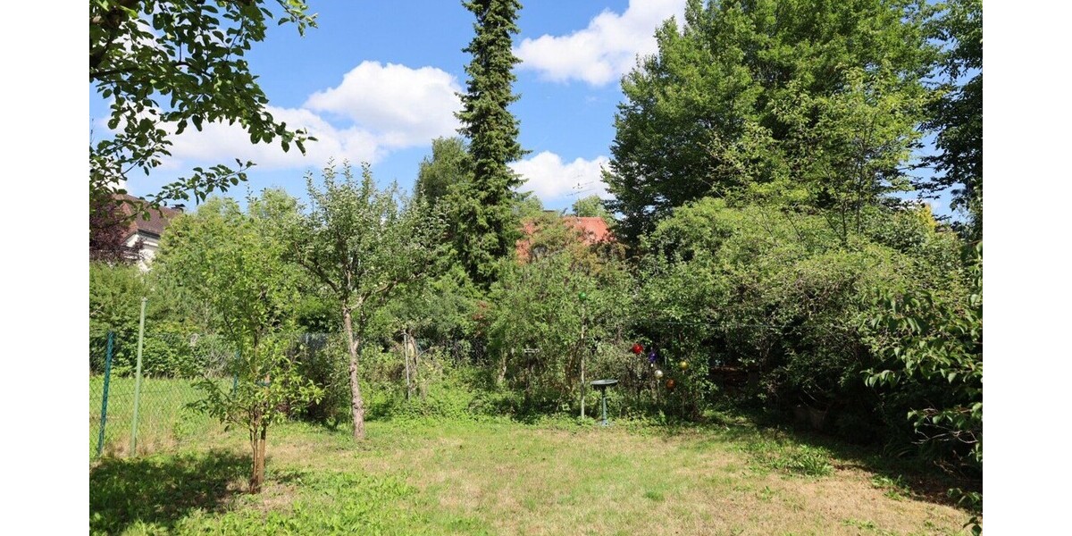 Grundstück mit Altbestand – ideal für DHH in Harlaching - Grundstück München Giesing | Angebot:26051286