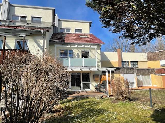 Einfamilienhaus Puchheim - 6 Zimmer, 162 m&sup2;, 2.800&euro; | Angebot:25406886