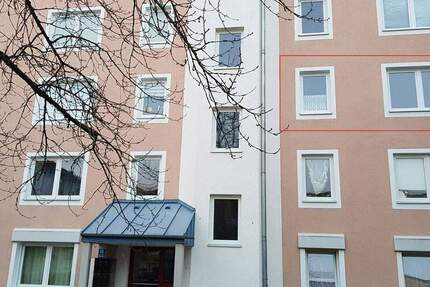 ++Provisionsfrei++ gepflegte 3-Zimmer-Wohnung mit Balkon u. TG ++ 3 zimmer