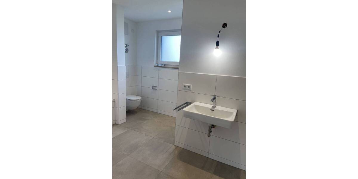 Etagenwohnung Dachau - 3 Zimmer, 94 m&sup2;, 2.125&euro; | Angebot:26488836
