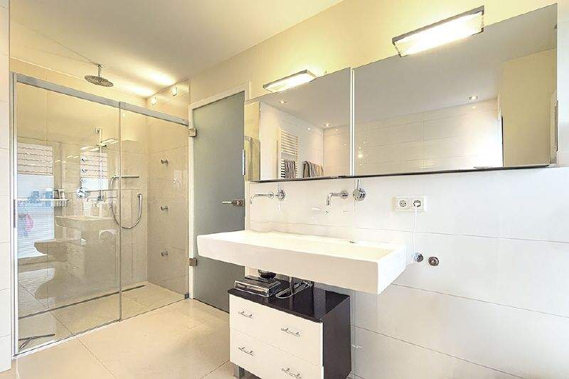 Mehrfamilienhaus, Wohnhaus Stockdorf Stockdorf - 4 Zimmer, 127 m&sup2;, 1.290.000&euro; | Angebot:25728597