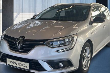 Renault Megane 66.695 km 12.490 &euro; München 81827