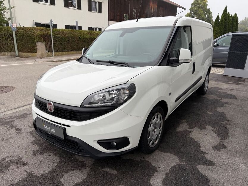 Fiat Doblo 38.100 km 16.890 € München 81827