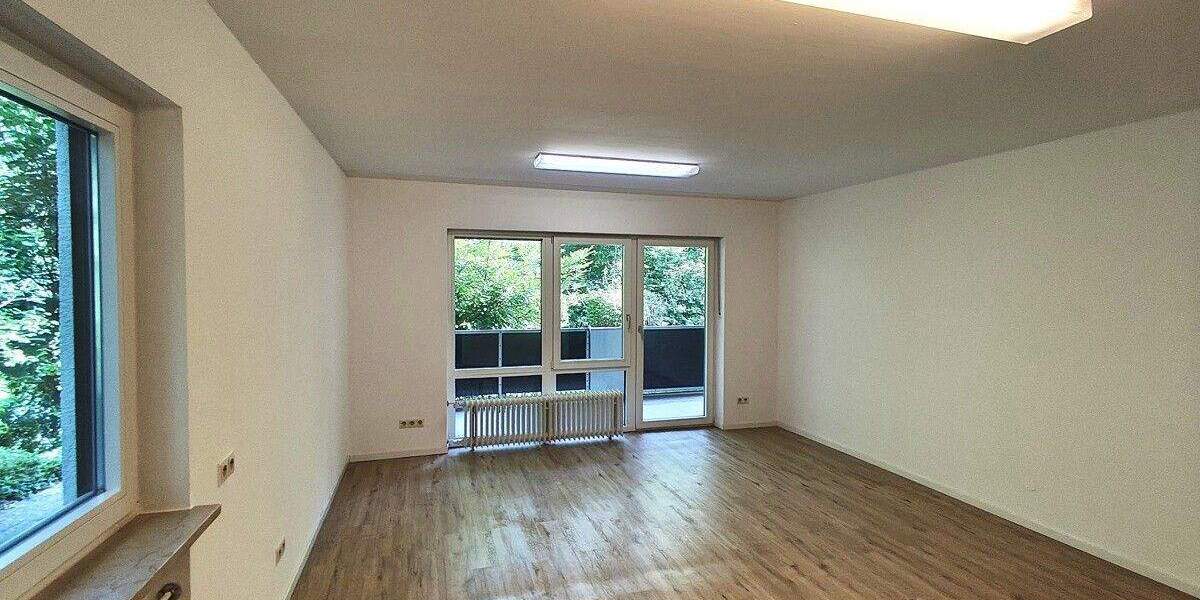 Toplage, stark renovierungsbedürftig 4 zimmer