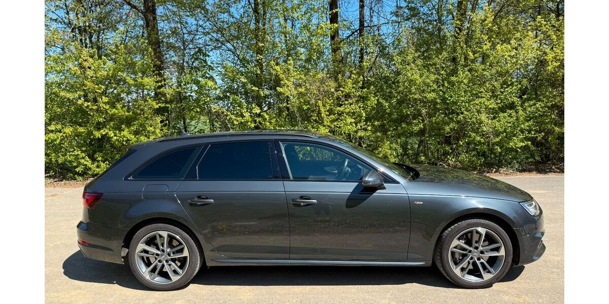 Audi A4 77.000 km 28.900 &euro; Ismaning 85737