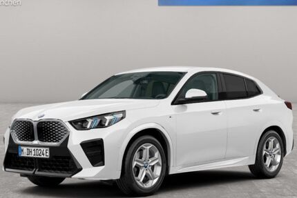 BMW iX2 3.858 km 50.902 &euro; München 80939