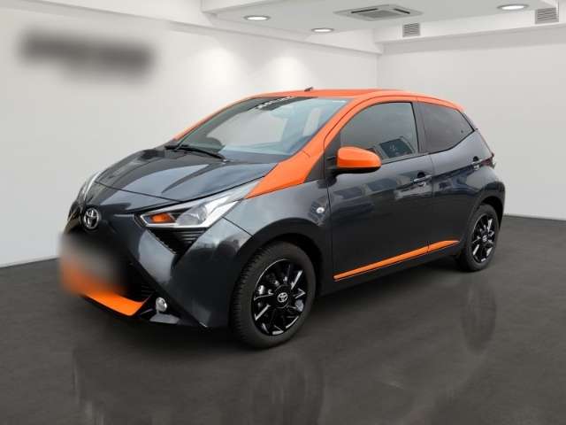 Toyota Aygo 25.455 km 11.990 € Grünwald 82031