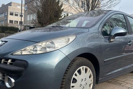 Peugeot 207 46.100 km 4.590 &euro; Riemerling 85521