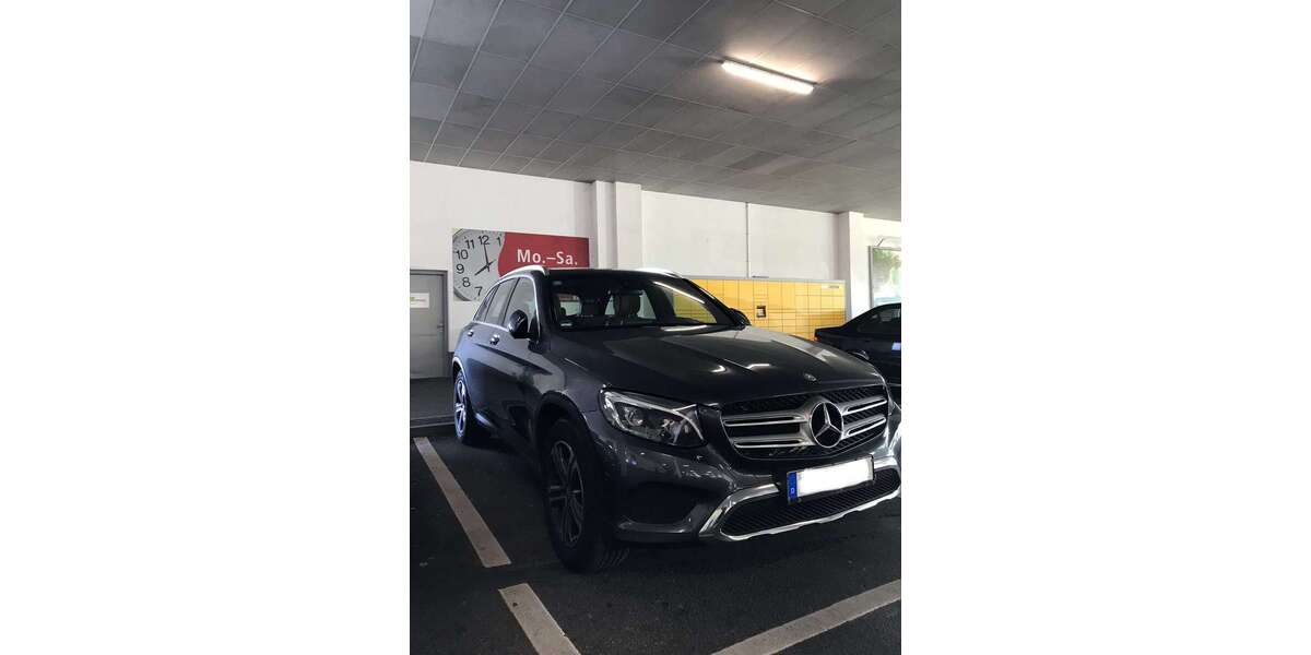 Mercedes-Benz GLC 250 179.000 km 22.900 &euro; München 81249