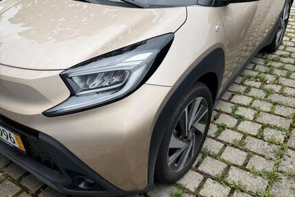 Toyota Aygo (X) 5.370 km 17.999 € Poing 85586