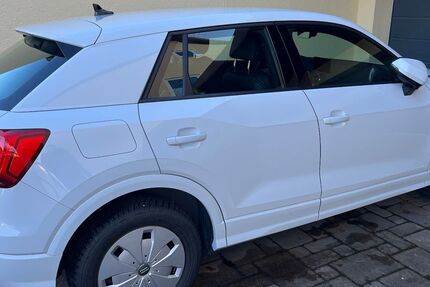 Audi Q2 106.000 km 19.400 &euro; Erdweg 85253