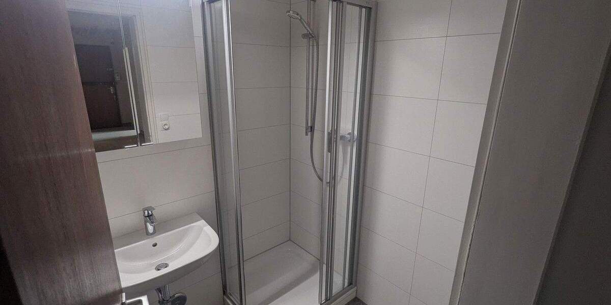 - provisionsfrei - 5-Zimmer-Wohnung mit Balkon in ruhiger Wohngegend in München Pasing 5 zimmer