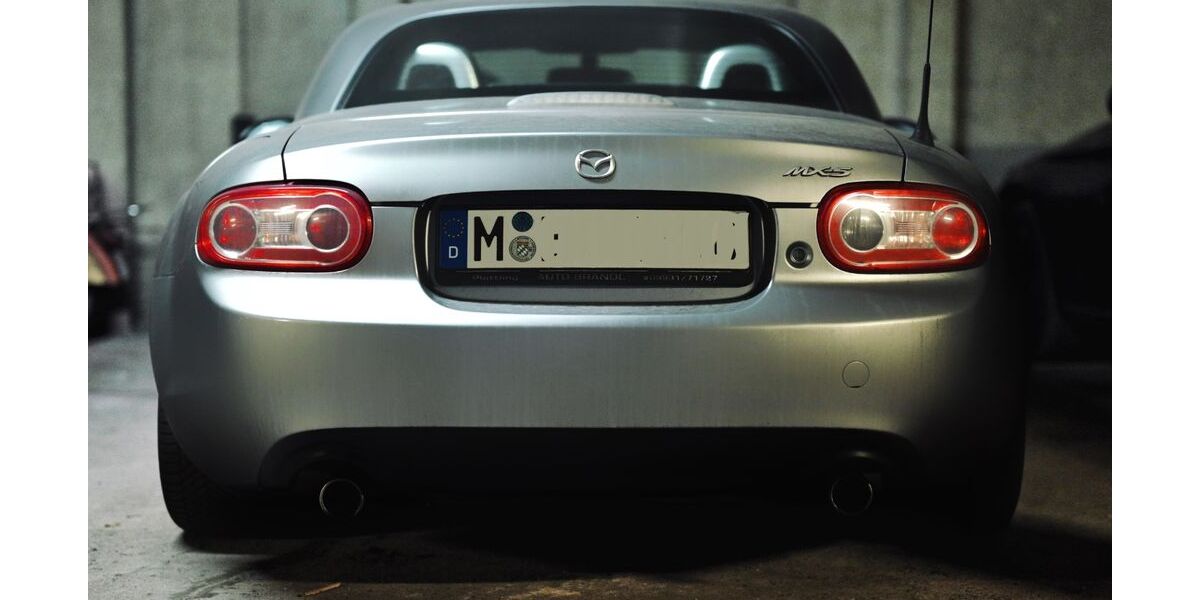 Mazda MX-5 129.400 km 12.300 &euro; München 81369