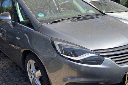 Opel Zafira 144.000 km 9.950 &euro; München 81825