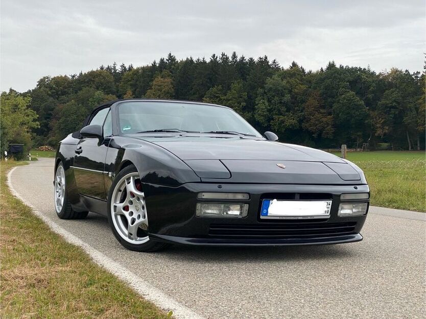 944