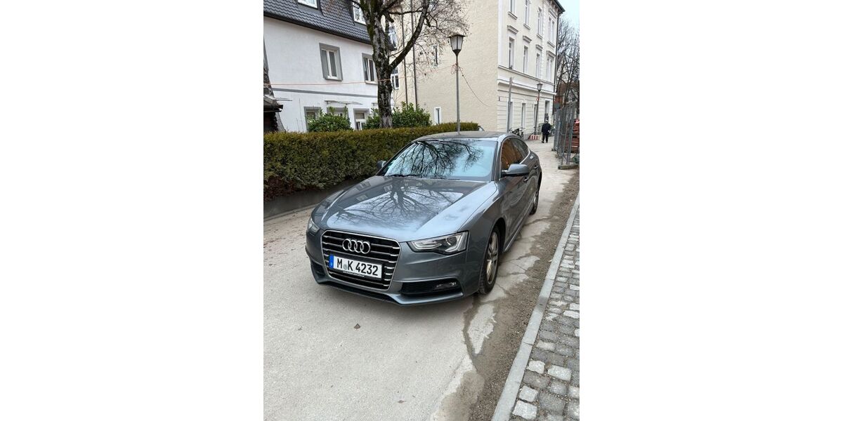 Audi A5 170.000 km 12.600 &euro; Taufkirchen bei München 82024