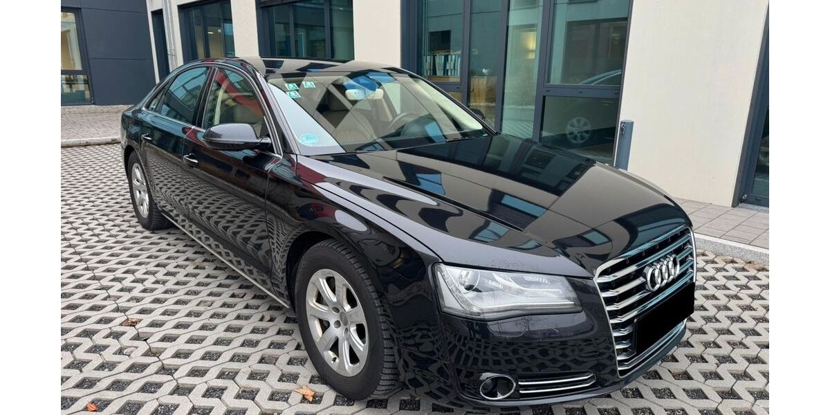 Audi A8 359.000 km 11.700 &euro; München 80336