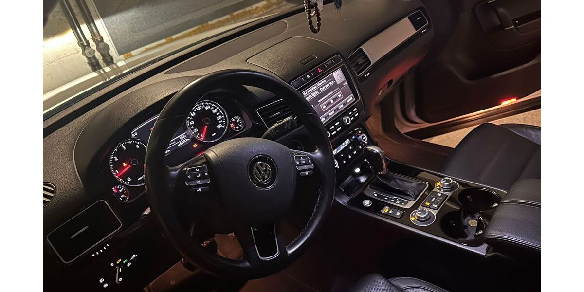 VW Touareg 105.500 km 26.500 &euro; München 80689