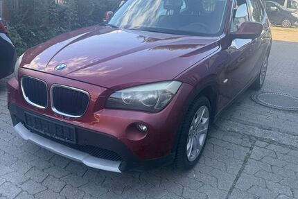 BMW X1 241.541 km 3.490 &euro; München 81243