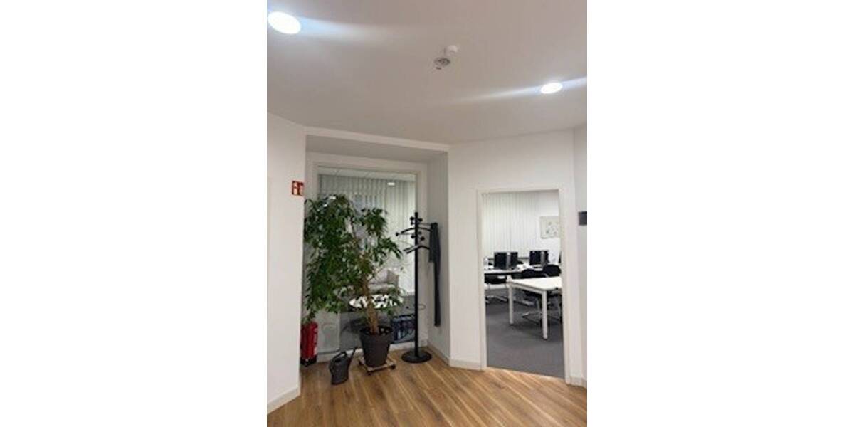 Gewerbeobjekt Unterhaching - 7.831&euro; | Angebot:26882662