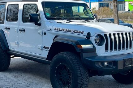 Jeep Wrangler 58.000 km 45.900 &euro; München 81825