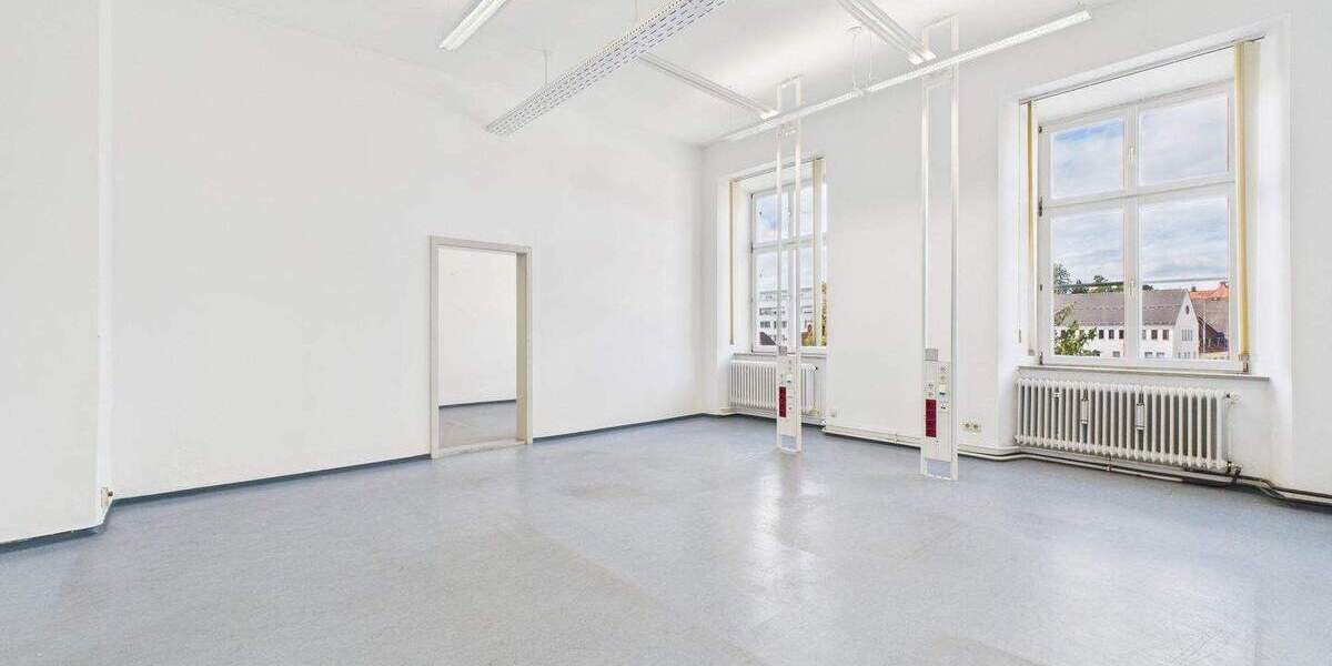 Gewerbeobjekt Ebersberg - 9 Zimmer, 3.315&euro; | Angebot:23034251