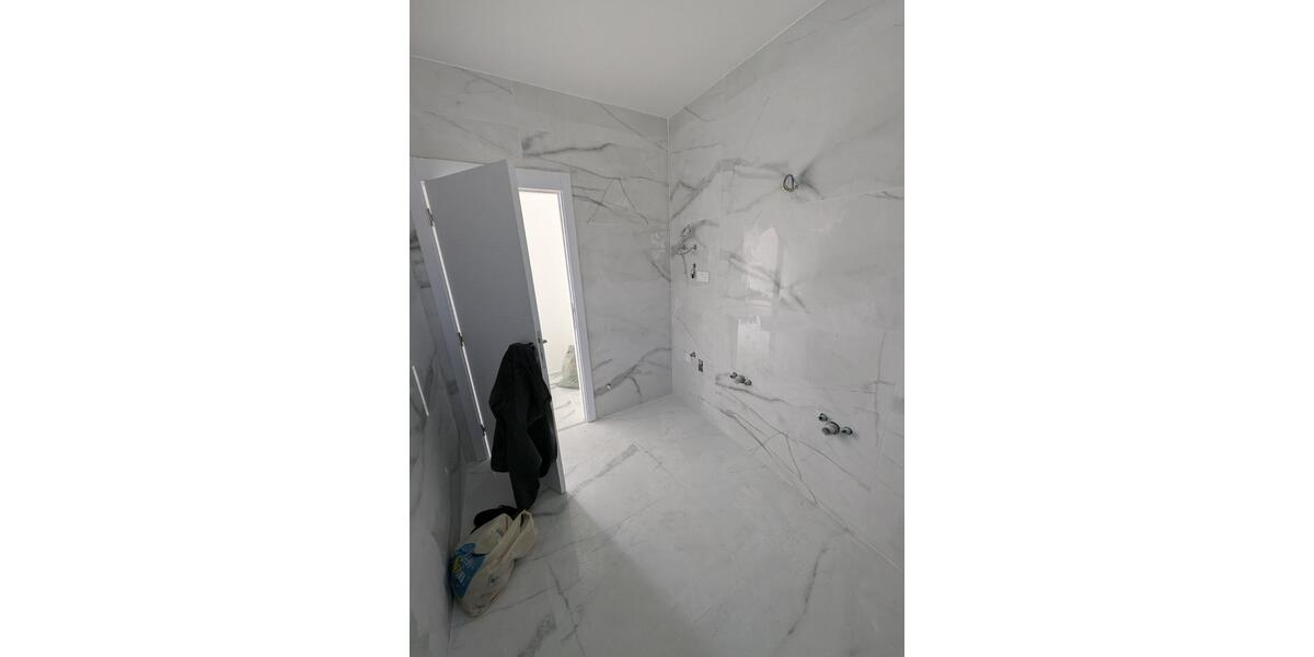 Etagenwohnung Hallbergmoos - 9 Zimmer, 236 m&sup2;, 175.000&euro; | Angebot:25823355