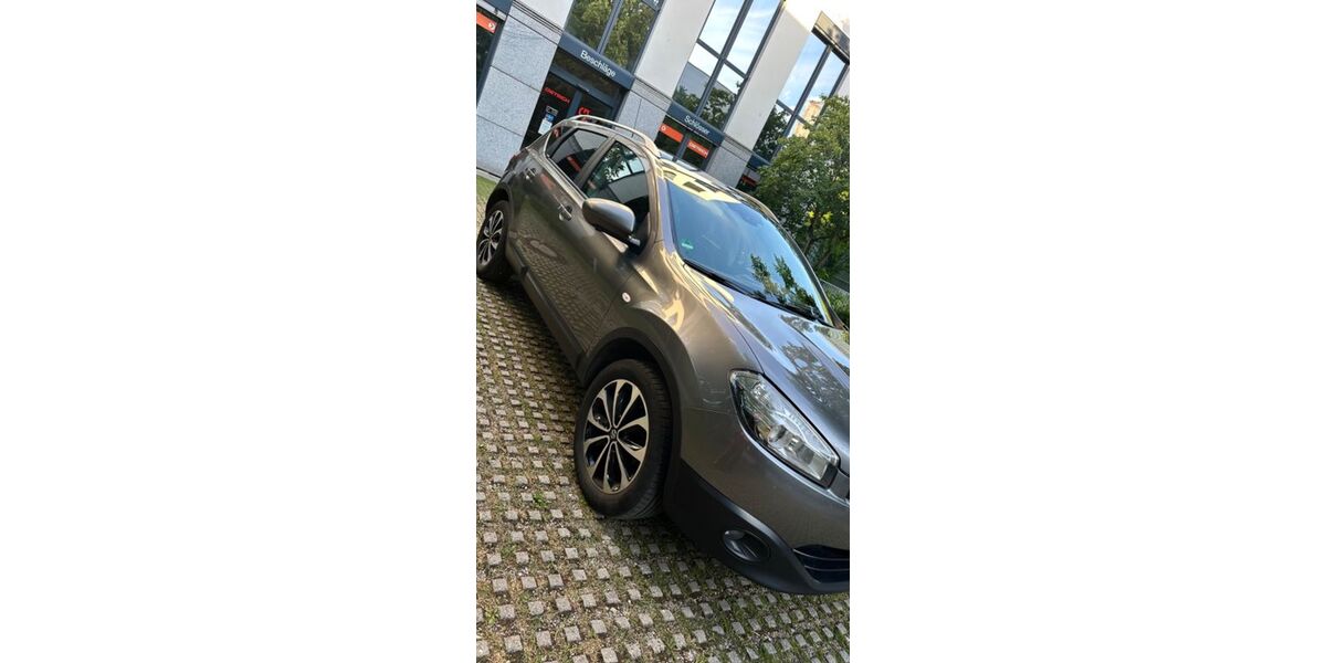 Nissan Qashqai 298.334 km 3.900 &euro; München 80686