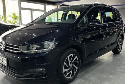VW Touran 70.000 km 18.790 &euro; Gröbenzell 82194