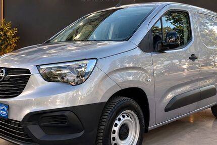 Opel Combo 39.981 km 14.999 &euro; München 81825