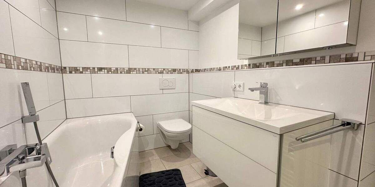 Doppelhaushälfte Grünwald - 6 Zimmer, 180 m&sup2;, 1.970.000&euro; | Angebot:25775680