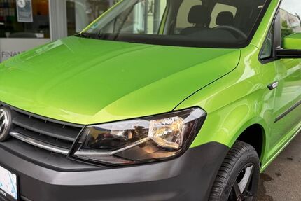 VW Caddy Maxi 6.115 km 22.999 &euro; München 81549