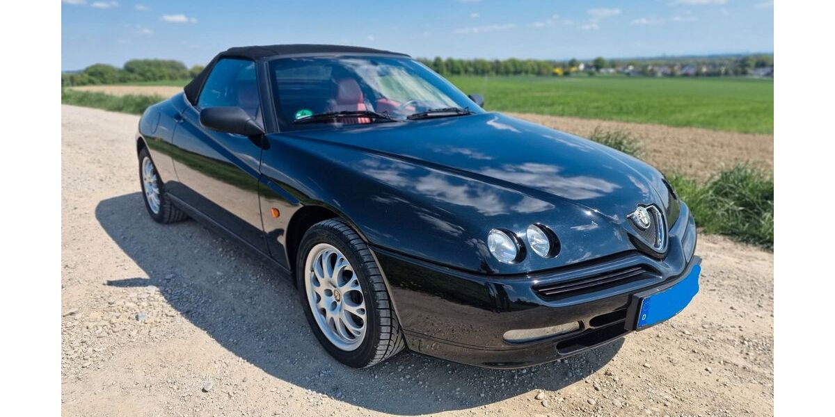 Alfa Romeo Spider 59.000 km 16.700 &euro; München 80335
