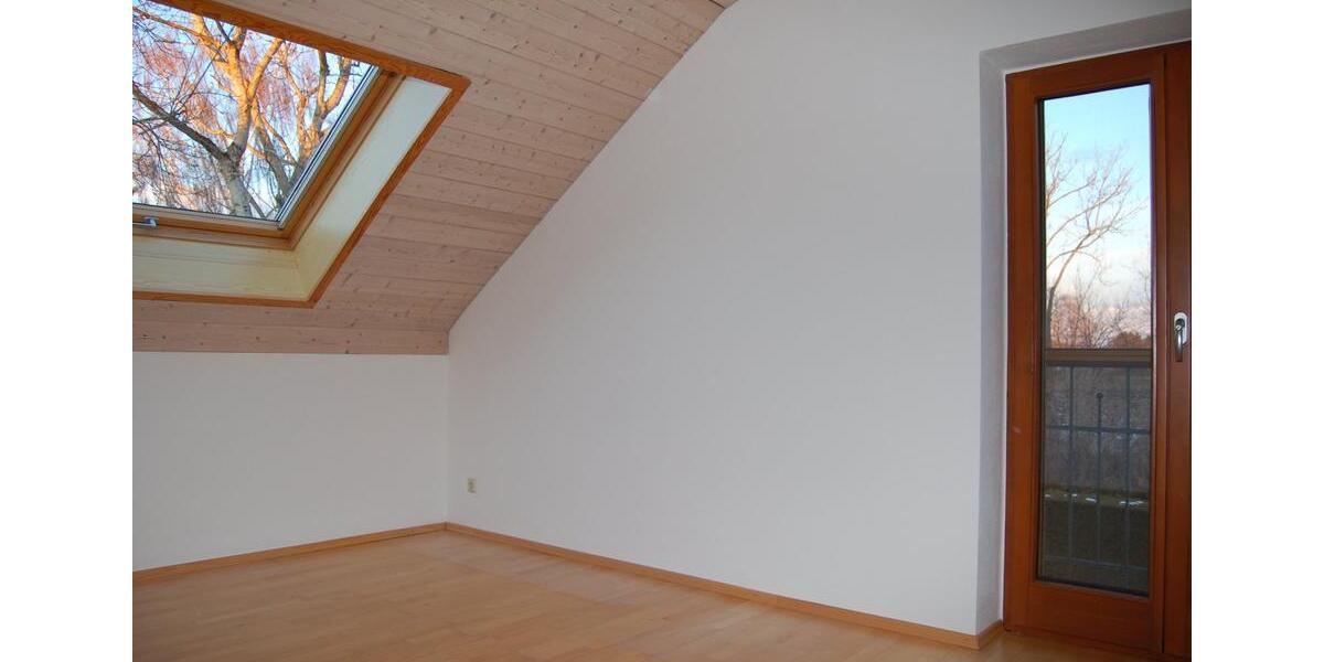 Einfamilienhaus Finsing - 7 Zimmer, 200 m&sup2;, 2.990&euro; | Angebot:25382084