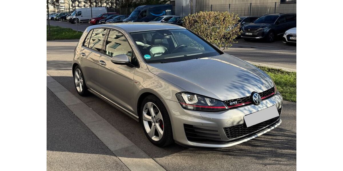 VW Golf 136.350 km 14.500 &euro; München 81379