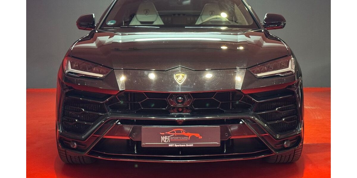 Lamborghini Urus 48.975 km 198.900 &euro; München 80538