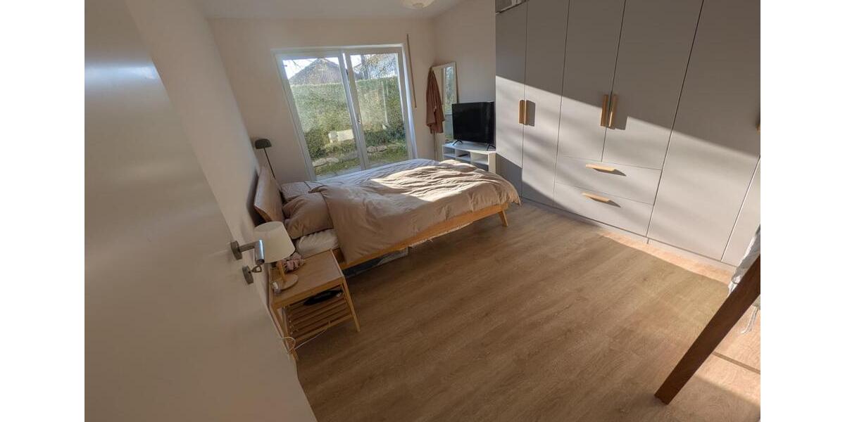 Erdgeschoßwohnung Unterhaching - 4 Zimmer, 130 m&sup2;, 2.600&euro; | Angebot:26272781