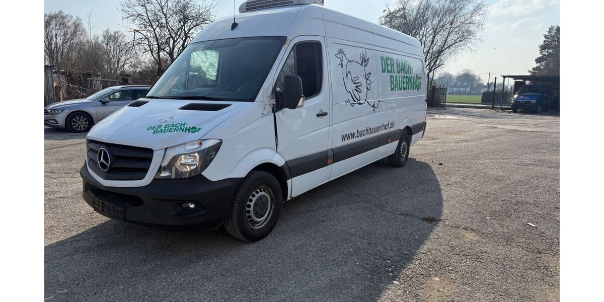 Mercedes-Benz Sprinter 237.000 km 11.990 &euro; München 81245