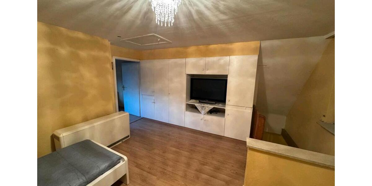 Haus Für MitarbeiterWgs Moosach 3 zimmer