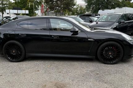 Porsche Panamera 199.000 km 22.900 € München 81243