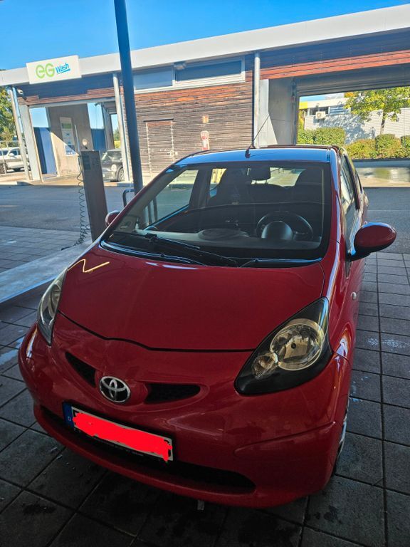 Toyota Aygo (X) 135.291 km 3.800 € Kirchseeon 85614